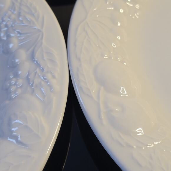 Tabletops Unlimited Nature White Dinner Plates Raised Fruit Designs Set of 3 - Picture 6 of 7